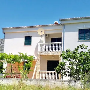 Pepa Apartment Starigrad Paklenica